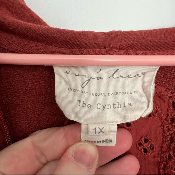 Evy’s Tree - The Cynthia - Picture 4 of 4